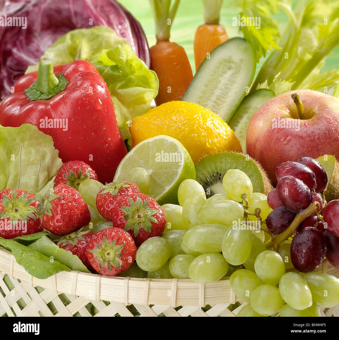 Fruits et légumes mixtes Banque D'Images