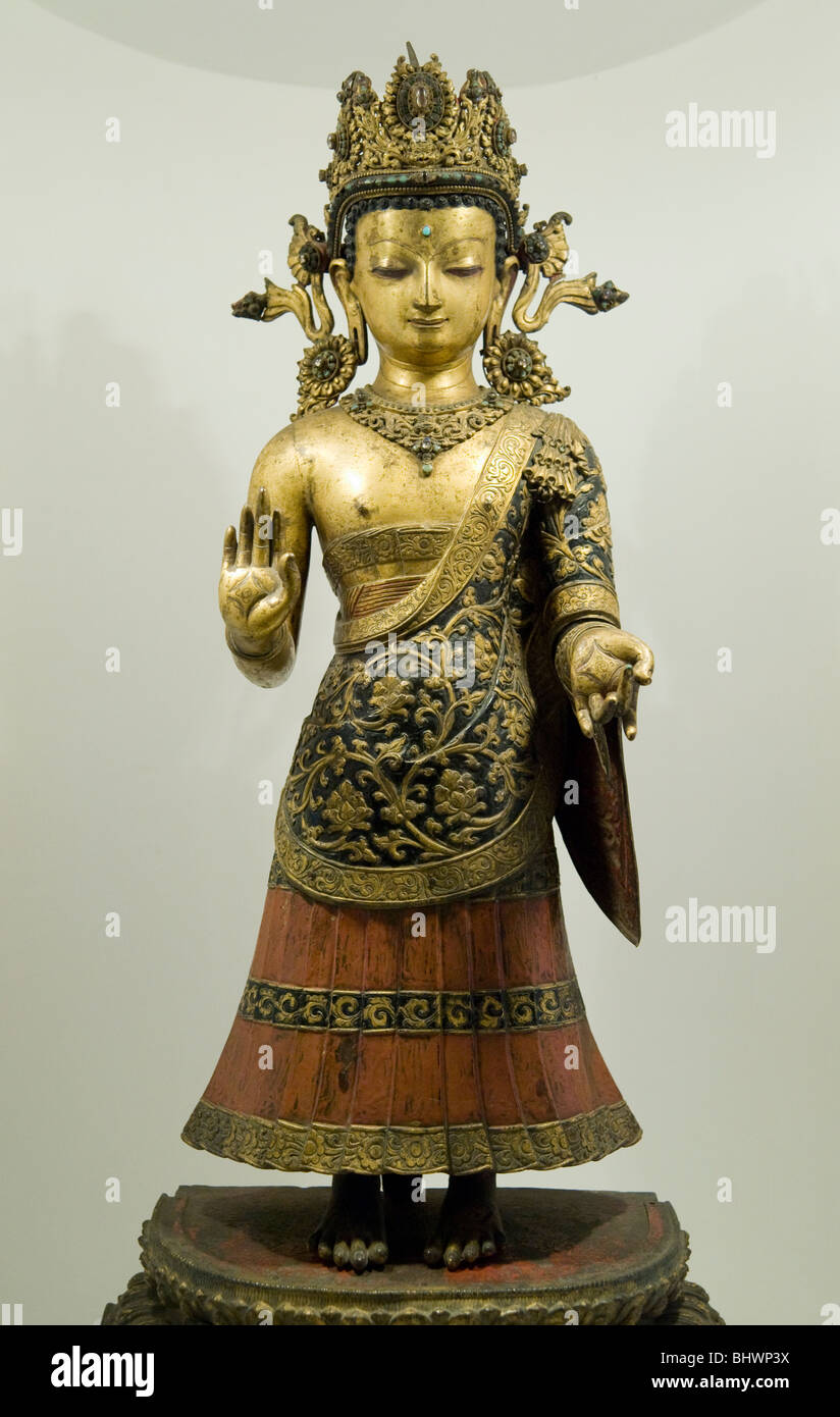 Dipankara le Bouddha de lumière fixe statue en bronze népalais à Patan Museum de Durbar Square, Katmandou, Népal Banque D'Images