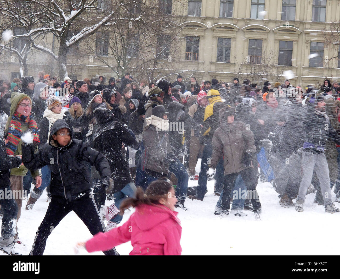 Énorme boule lutte dans Goerlitzer Parc dans Kreuzberg Berlin Banque D'Images