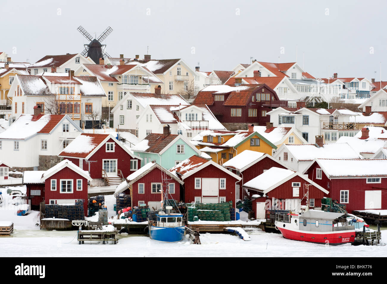 Village de Fiskebackskil pendant hiver froid sur la côte en 2010, Bohuslan, Sweden Suède Banque D'Images