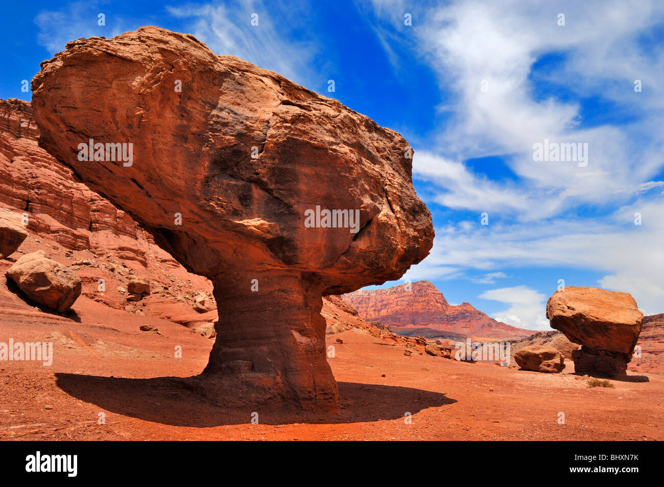 Les roches équilibré proche de Ferry Lees et le fleuve Colorado dans l'Arizona. Lees Ferry, Arizona, États-Unis d'Amérique. Banque D'Images