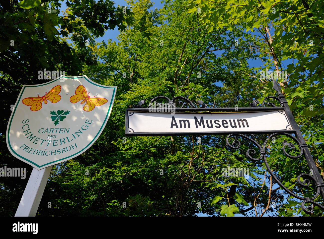Guide pour le Jardin des papillons à Friedrichsruh, Schleswig-Holstein, Allemagne, Europe Banque D'Images