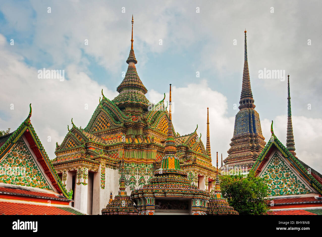 Wat Phra Chettuphon Wimon Mangkhlaram Ratchaworamahawihan ou l'ancien nom Wat Pho Banque D'Images