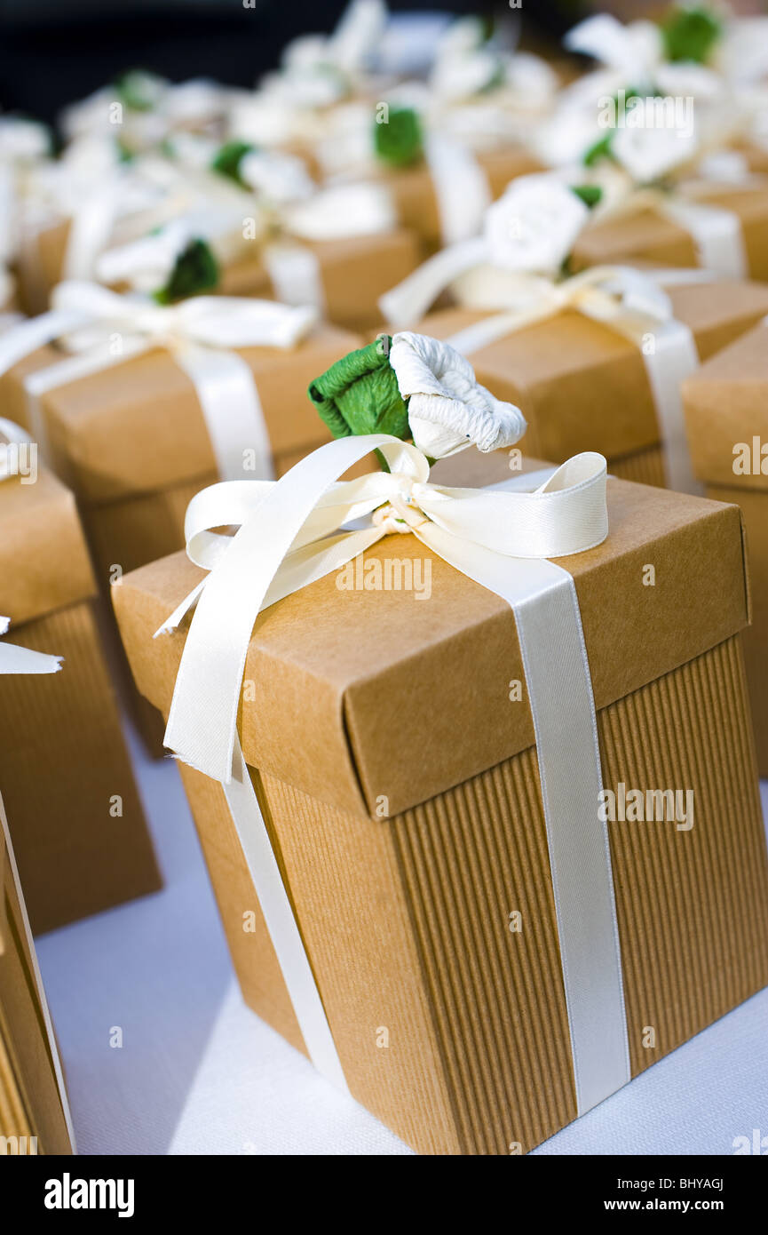 Groupe des coffrets cadeaux avec ruban Banque D'Images