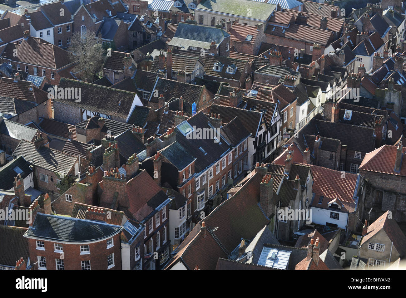 Vue aérienne de pots de cheminée et toit à York dans le North Yorkshire England Uk Banque D'Images