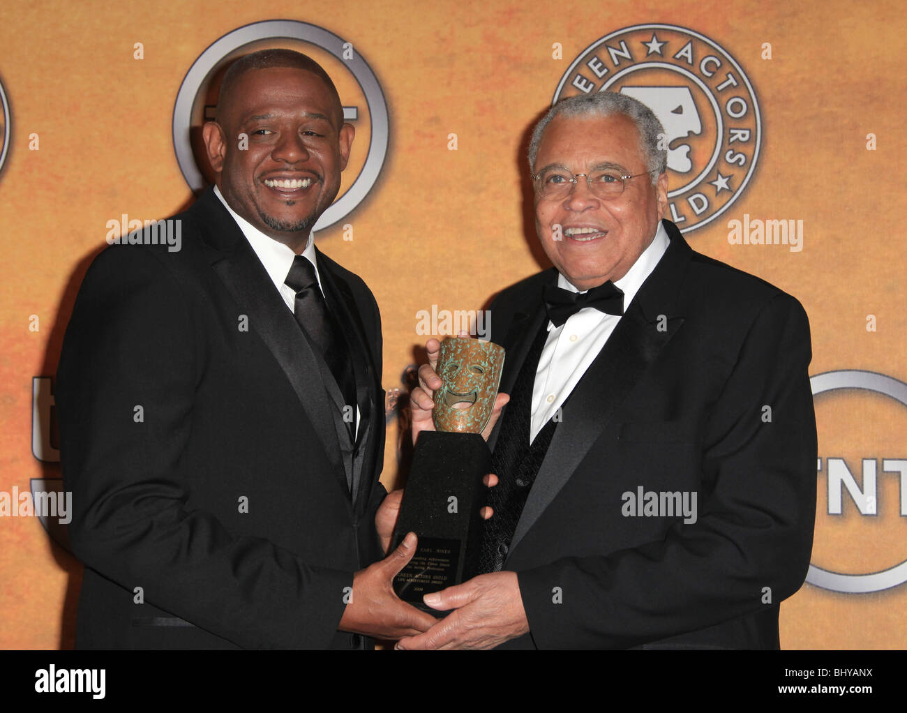 FOREST WHITAKER, James Earl Jones, 15E CONFÉRENCE ANNUELLE DES Screen Actors Guild Awards le centre-ville de Los Angeles CA USA 25 janvier 2009 Banque D'Images