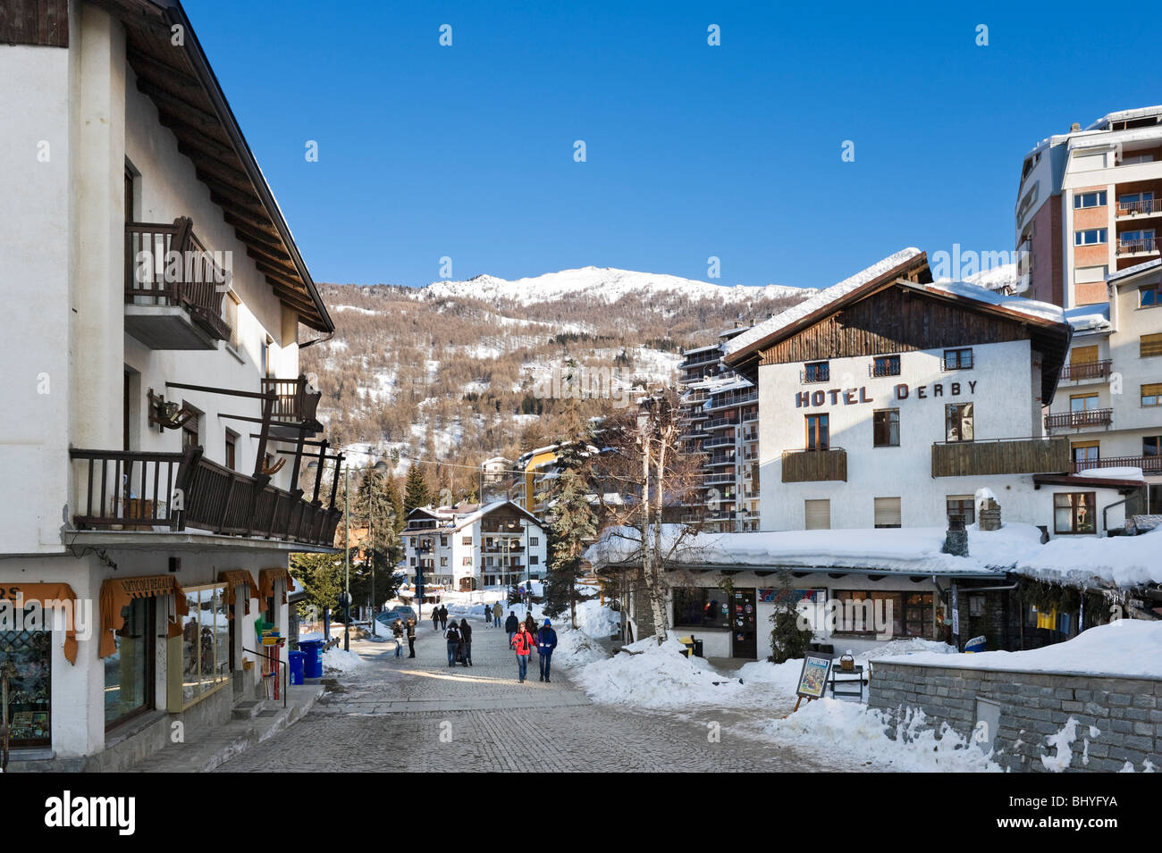 Centre de la vieille ville, Sauze d'Oulx, domaine skiable de La Voie