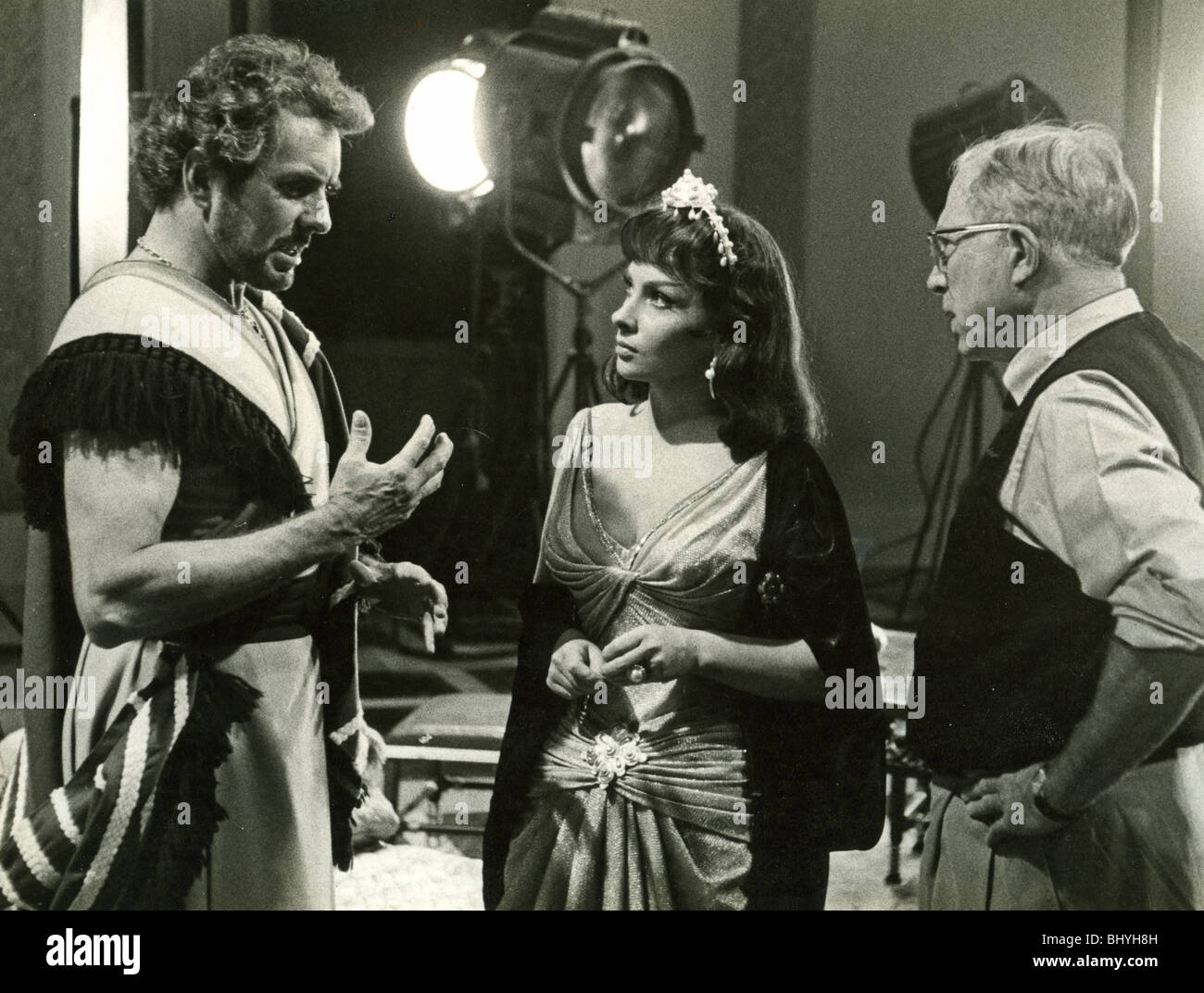 Salomon ET SABA - 1959 UA film avec Tyrone Power à droite, Gina Lollobrigida et directeur King Vidor Banque D'Images