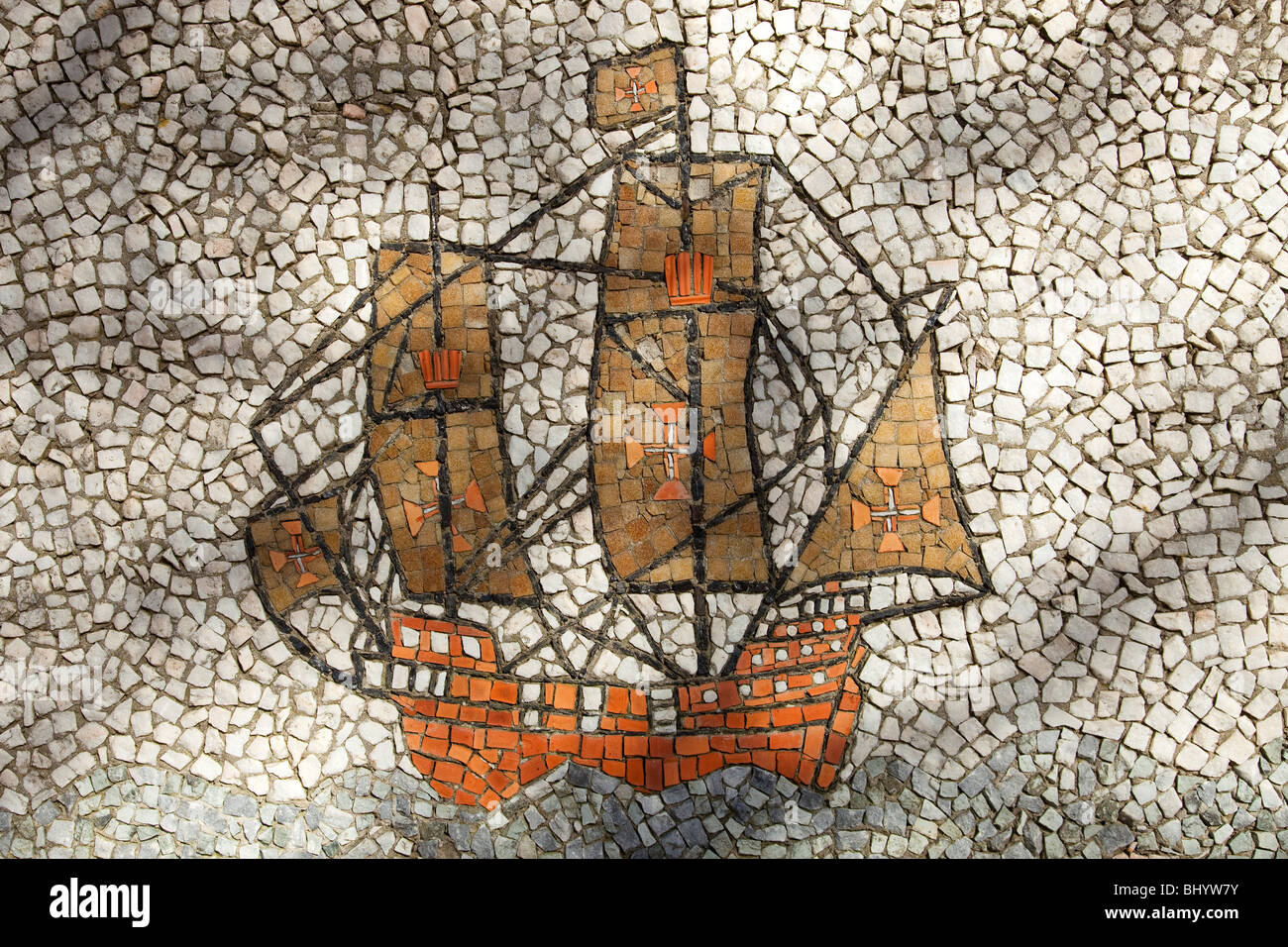 Détail de la fontaine (navire Caravel) à Quinta da Fidalga Fidalga (Palais et jardins). Seixal, district de Setubal, Portugal. Banque D'Images