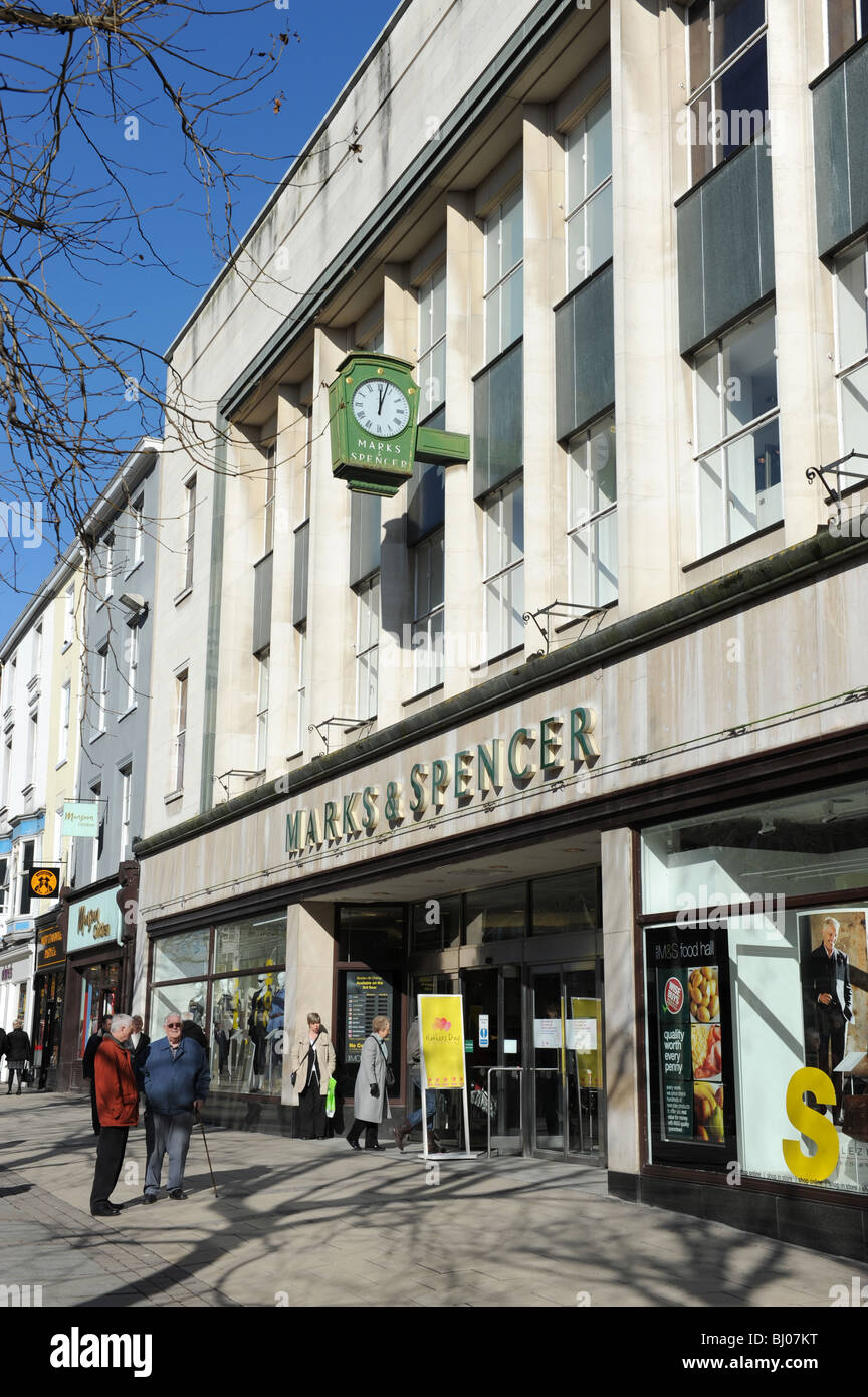 Marks and Spencer boutique en ville de York dans le North Yorkshire England Uk Banque D'Images