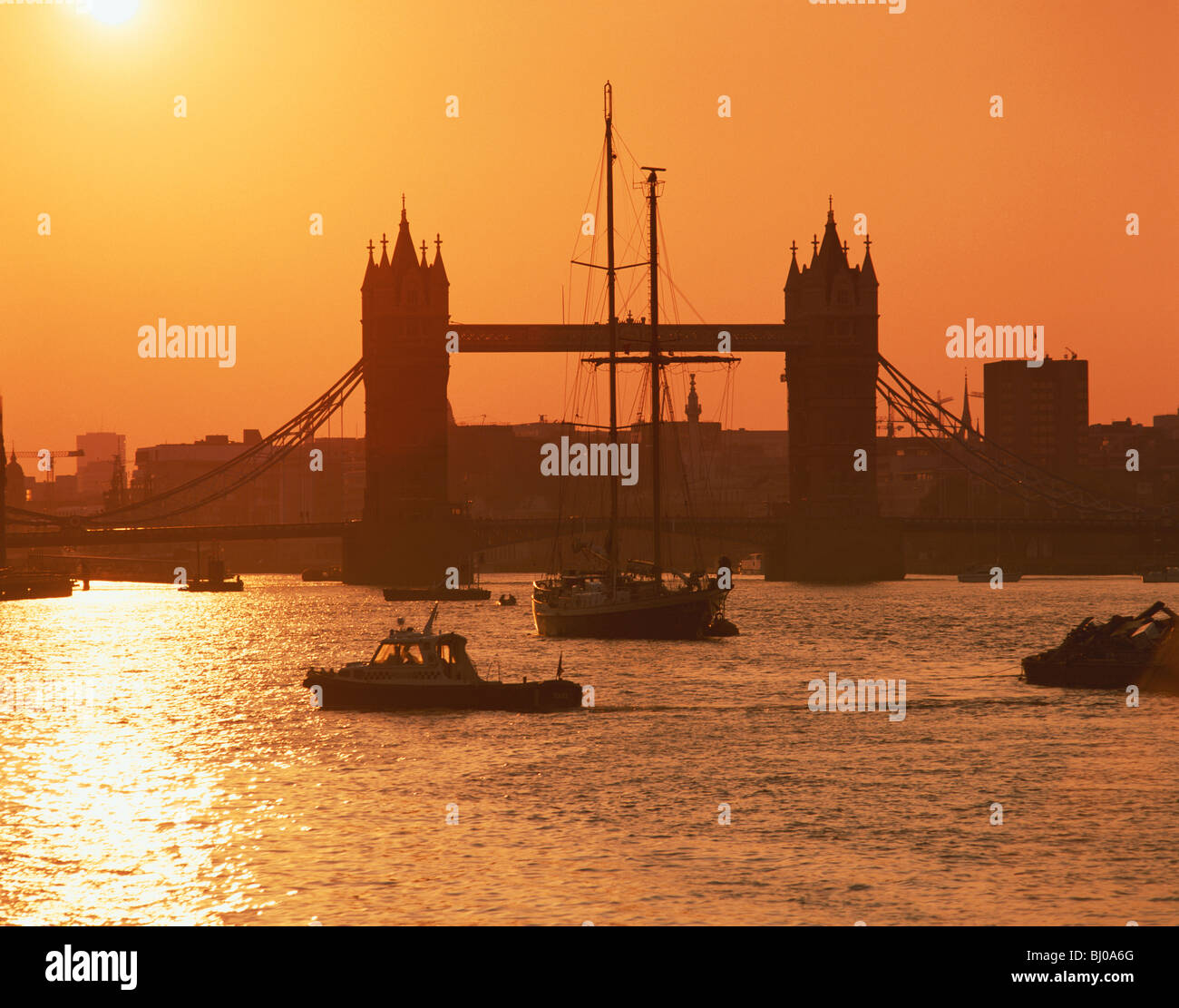 Coucher de Londres, Tower Bridge, Angleterre, RU, FR Banque D'Images