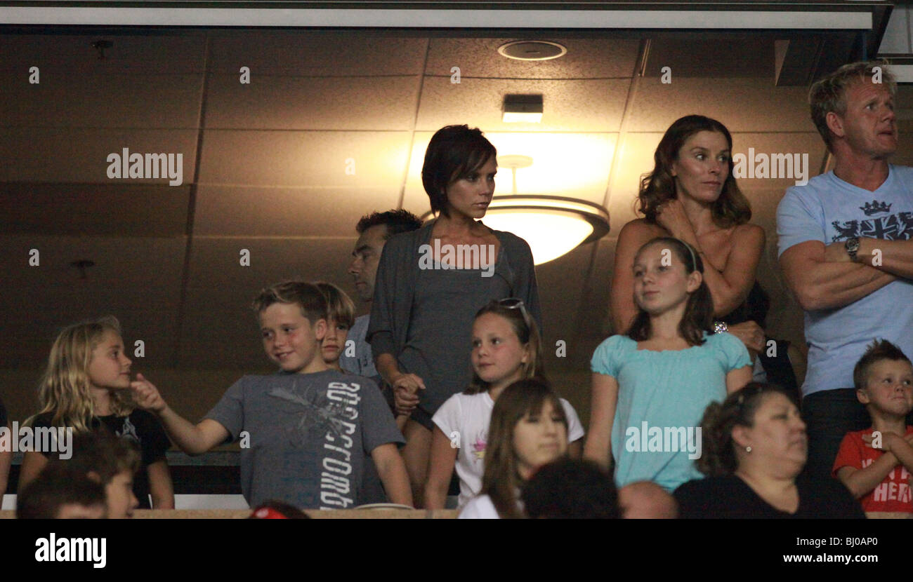 VICTORIA BECKHAM GORDON RAMSEY RAMSEY TANA BROOKLYN BECKHAM ROMEO BECKHAM CRUZ BECKHAM RAMSEY KIDS LOS ANGELES GALAXY V CH Banque D'Images