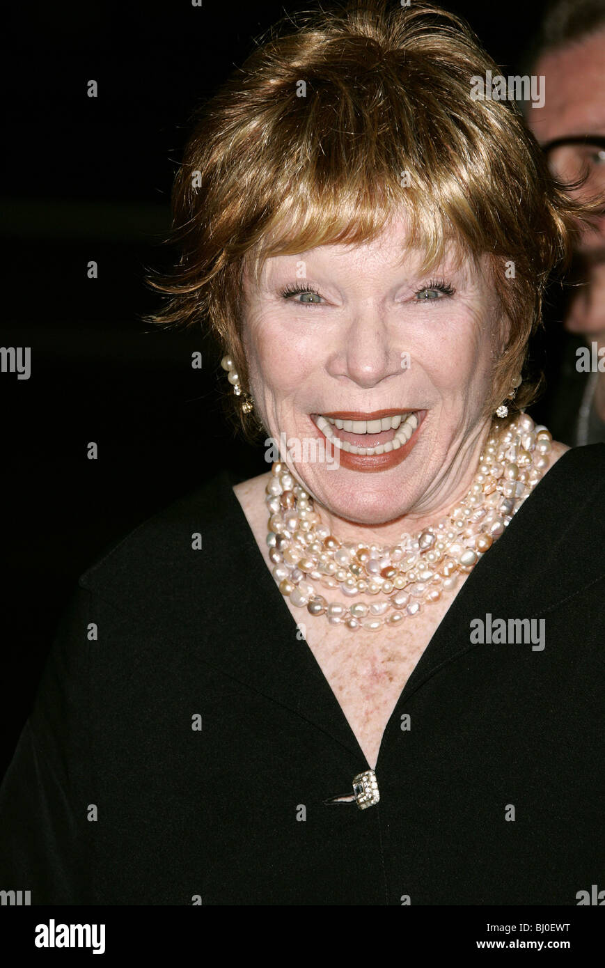 L'actrice Shirley Maclaine ACADEMY OF MOTION PICTURE ARTS BEVERLY HILLS LOS ANGELES U 28/09/2005 Banque D'Images