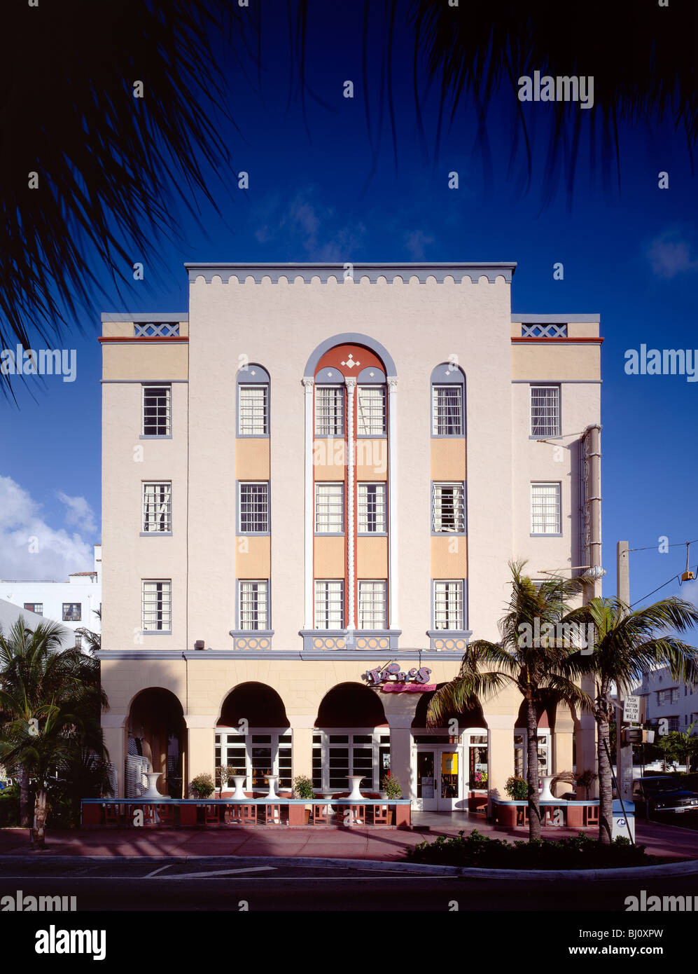 Bâtiments de style architectural Art déco dans la revitalisation de South Beach, Miami, Floride, USA Banque D'Images Bâtiments de style architectural Art déco dans la revitalisation de South Beach, Miami, Floride, USA Banque D'Images