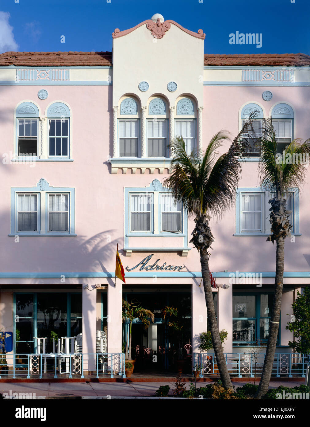 L'Adrian Hotel Art Deco style architectural dans le bâtiment sud revitalisé Beach, Miami, Floride, USA Banque D'Images L'Adrian Hotel Art Deco style architectural dans le bâtiment sud revitalisé Beach, Miami, Floride, USA Banque D'Images