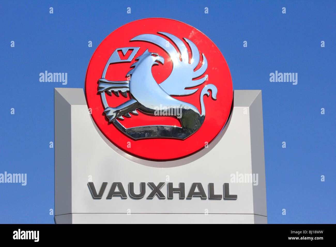 Vauxhall Motors signe avant-cour garage essex england uk go Banque D'Images