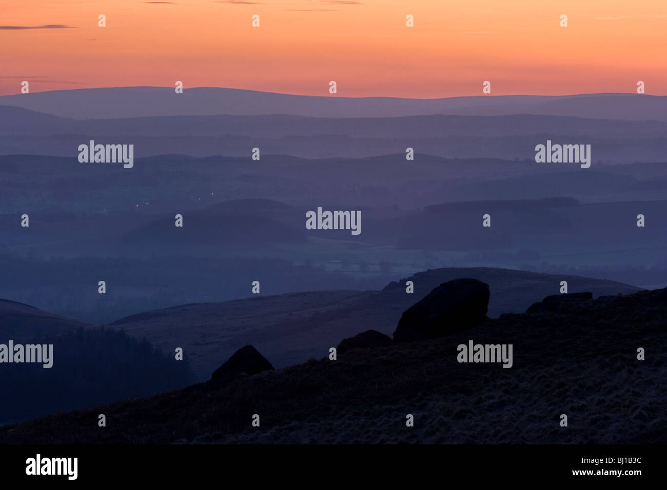 Un coucher de soleil à partir de Threshfield est tombé dans le Yorkshire Dales Banque D'Images