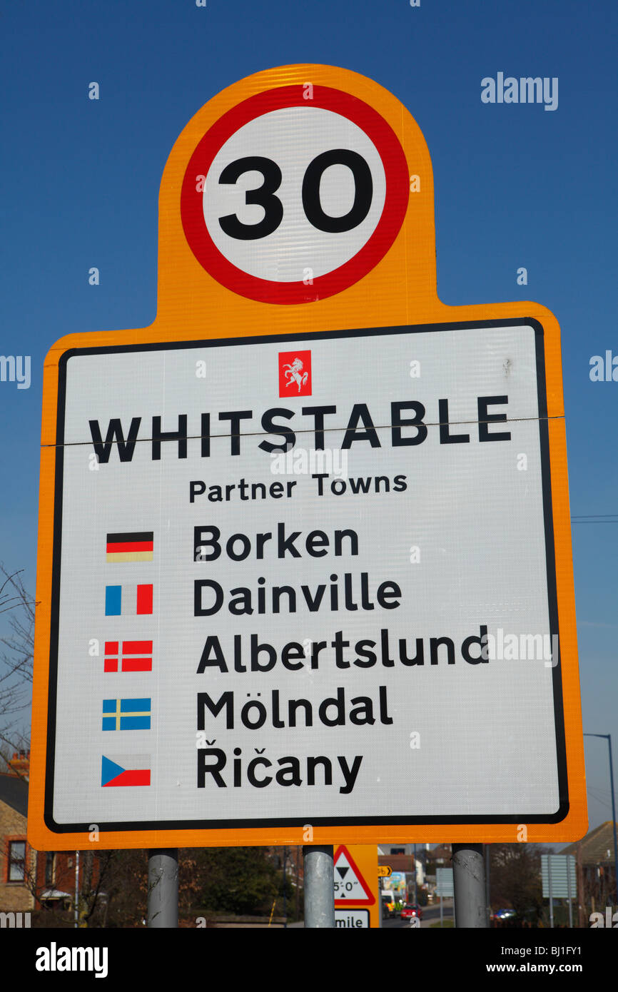 La ville balnéaire populaire de Whitstable et ses villes partenaires Banque D'Images