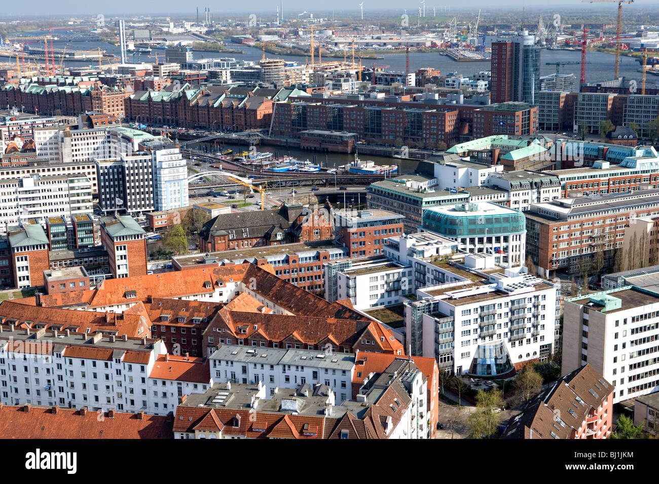 Vue depuis le Michel, église St Michel sur ville hanséatique de Hambourg, Allemagne, Europe Banque D'Images