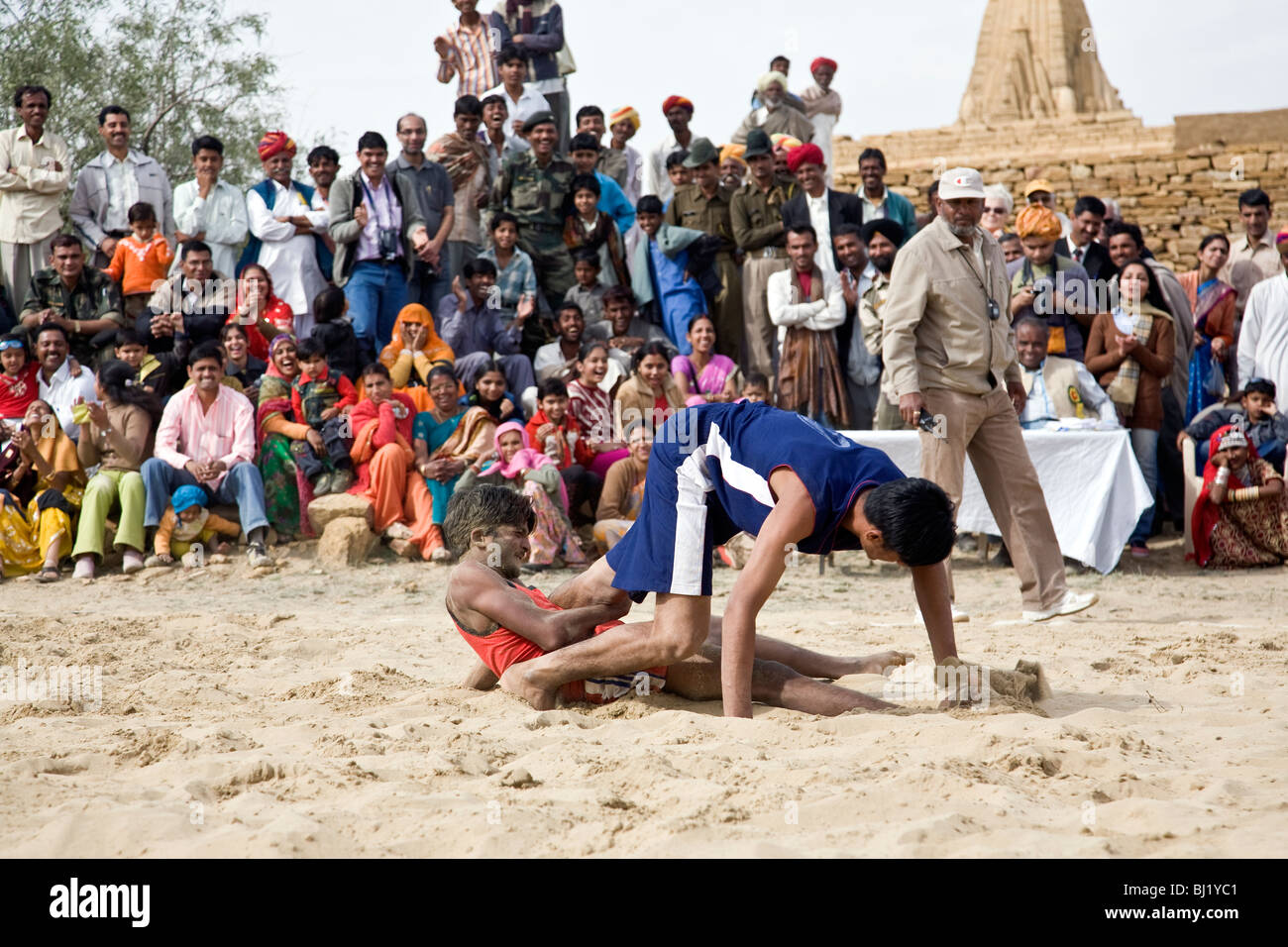 Kabaddi match. Village Khuri (près de Jaisalmer). Le Rajasthan. L'Inde Banque D'Images