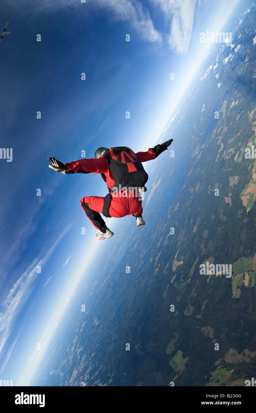 Un parachute jumper dans l'air, la Suède. Banque D'Images