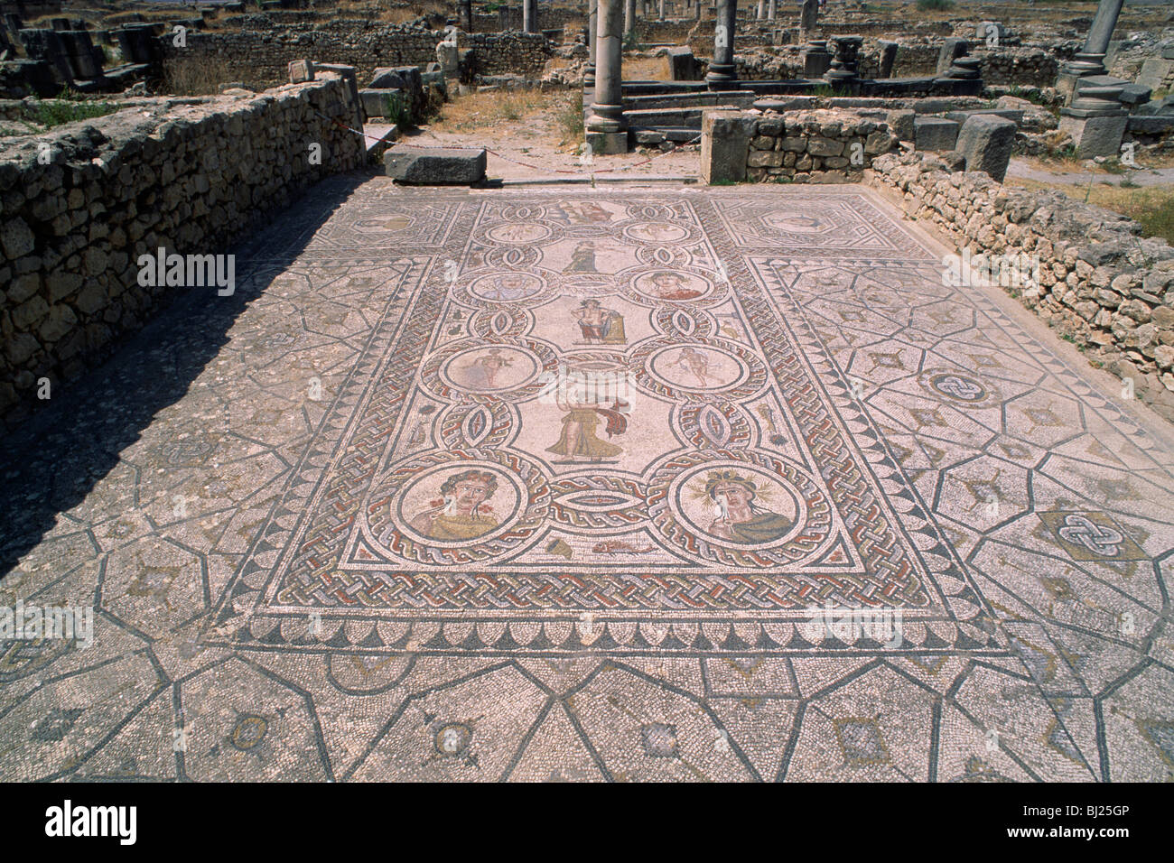 Maroc, Volubilis, Maison de Bacchus et les quatre Saisons, mosaïque des quatre Saisons Banque D'Images