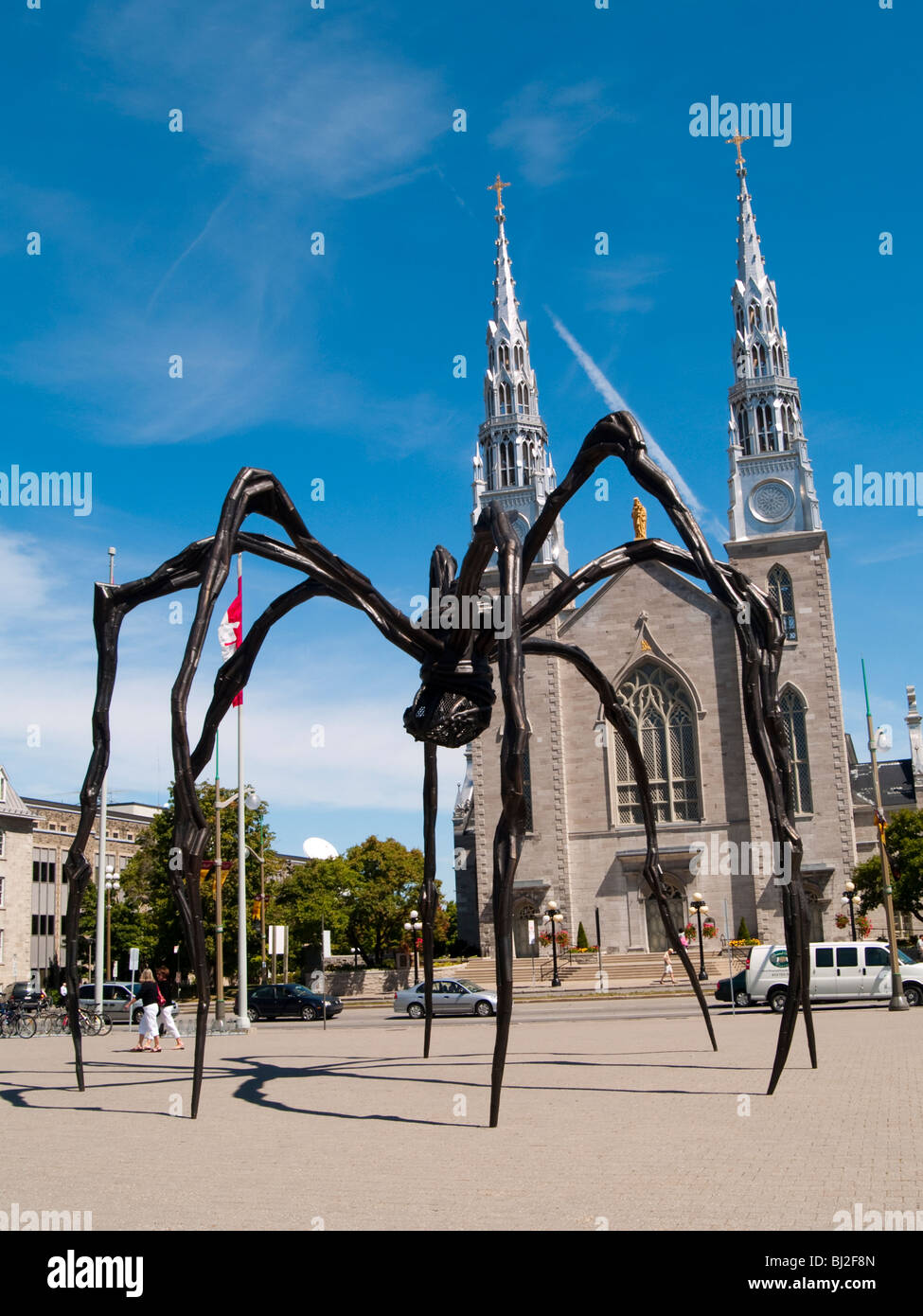 L'Araignée géante 'maman' Sculpture à l'extérieur de la Galerie nationale à Ottawa (Ontario) Canada Banque D'Images