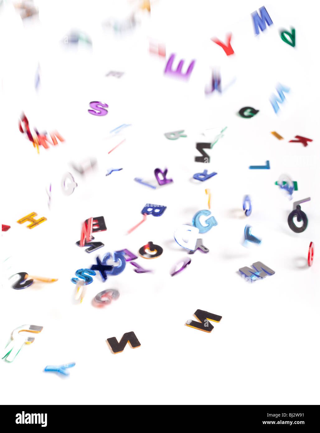 Résumé Contexte de baisse des lettres sur un fond blanc Banque D'Images