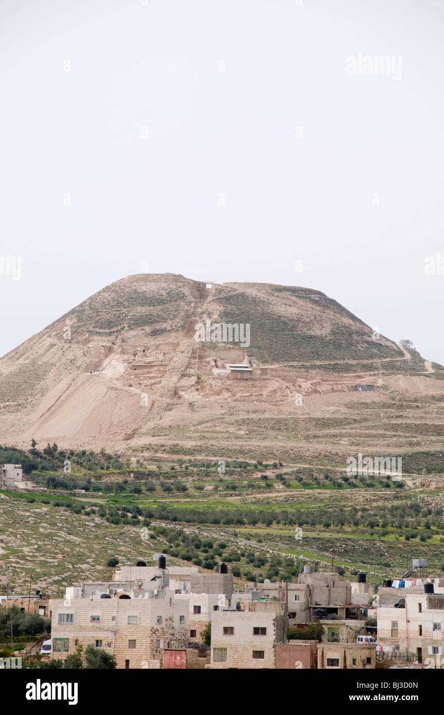 Israël, Cisjordanie, la Judée, l'Hérodion, un château forteresse construite par le roi Hérode 20 avant notre ère. L'artificiel de Banque D'Images