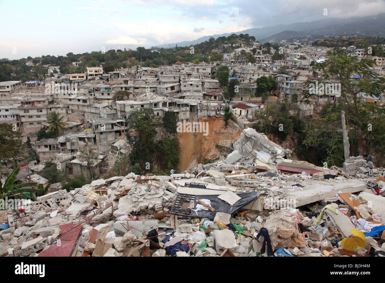 Dégâts causés par le séisme, Morne Lazard, Port au Prince, Haïti Banque D'Images