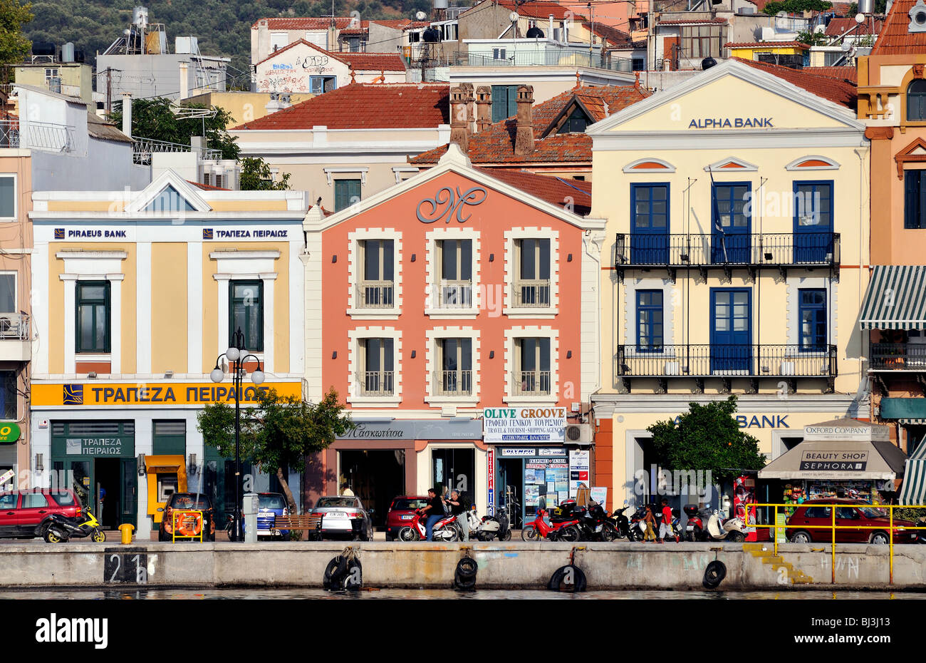 L'architecture traditionnelle des bâtiments de la ville de Mytilène, l'île de Lesvos, Grèce Banque D'Images