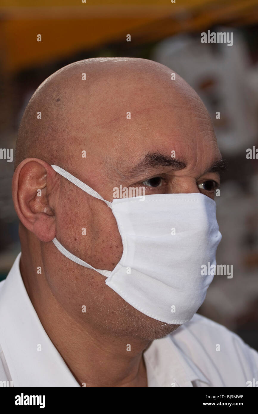 Médecin avec masque de visage Banque D'Images