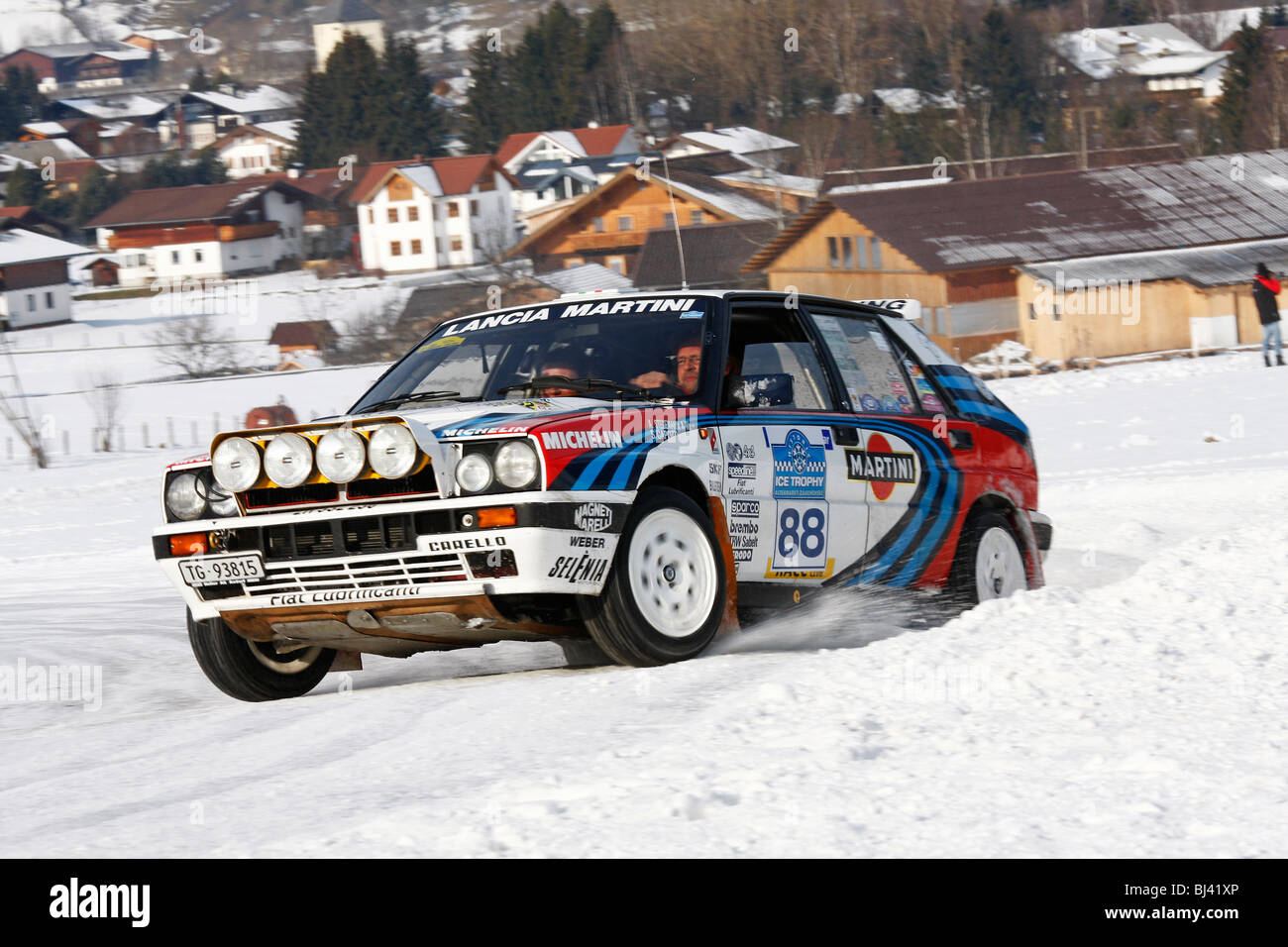 Lancia Delta Integrale Martini, ancien World Rally Championship, location de voitures de course d'hiver, la glace Historique Trophy 2010, Altenm Banque D'Images