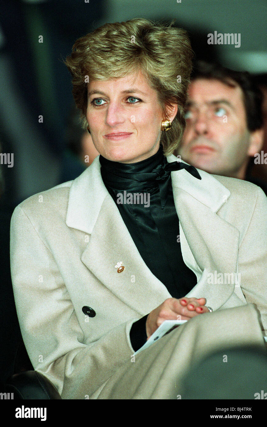 La Princesse DIANA PARTICIPANT À LA FRANCE V PAYS DE GALLES RUGBY À PARIS 21 Janvier 1995 Banque D'Images