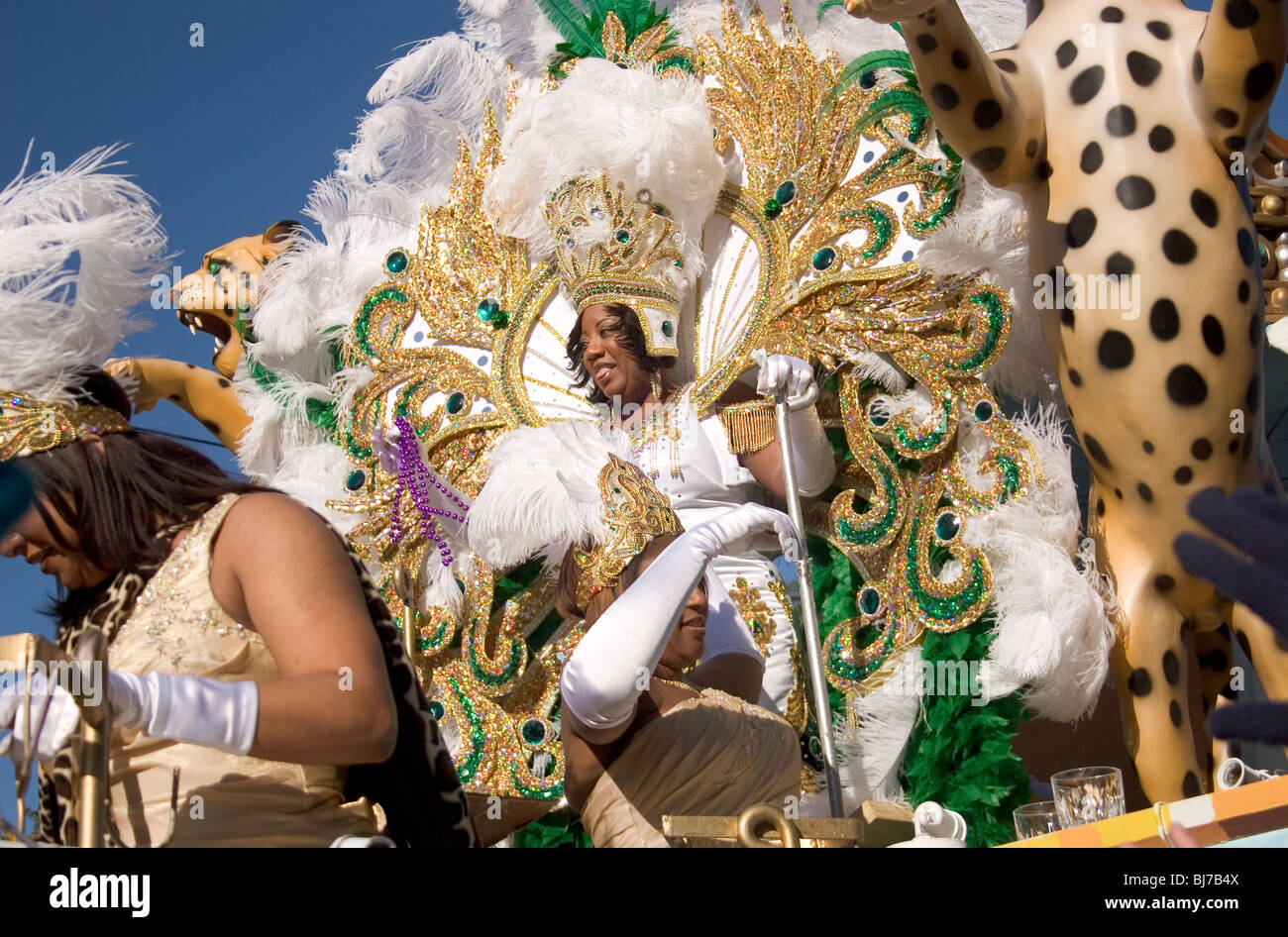 Reine de Zulu sur son flotteur. Jour du Mardi Gras, La Nouvelle-Orléans. Banque D'Images