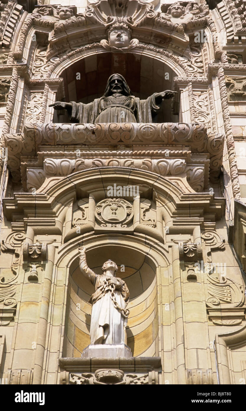 La Statue du Christ, Plaza de Armas, Lima, Pérou Banque D'Images