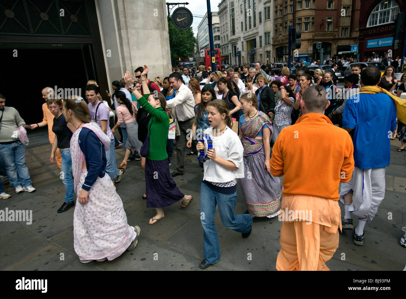 Hare Krishna à Oxford Circus à Londres Banque D'Images