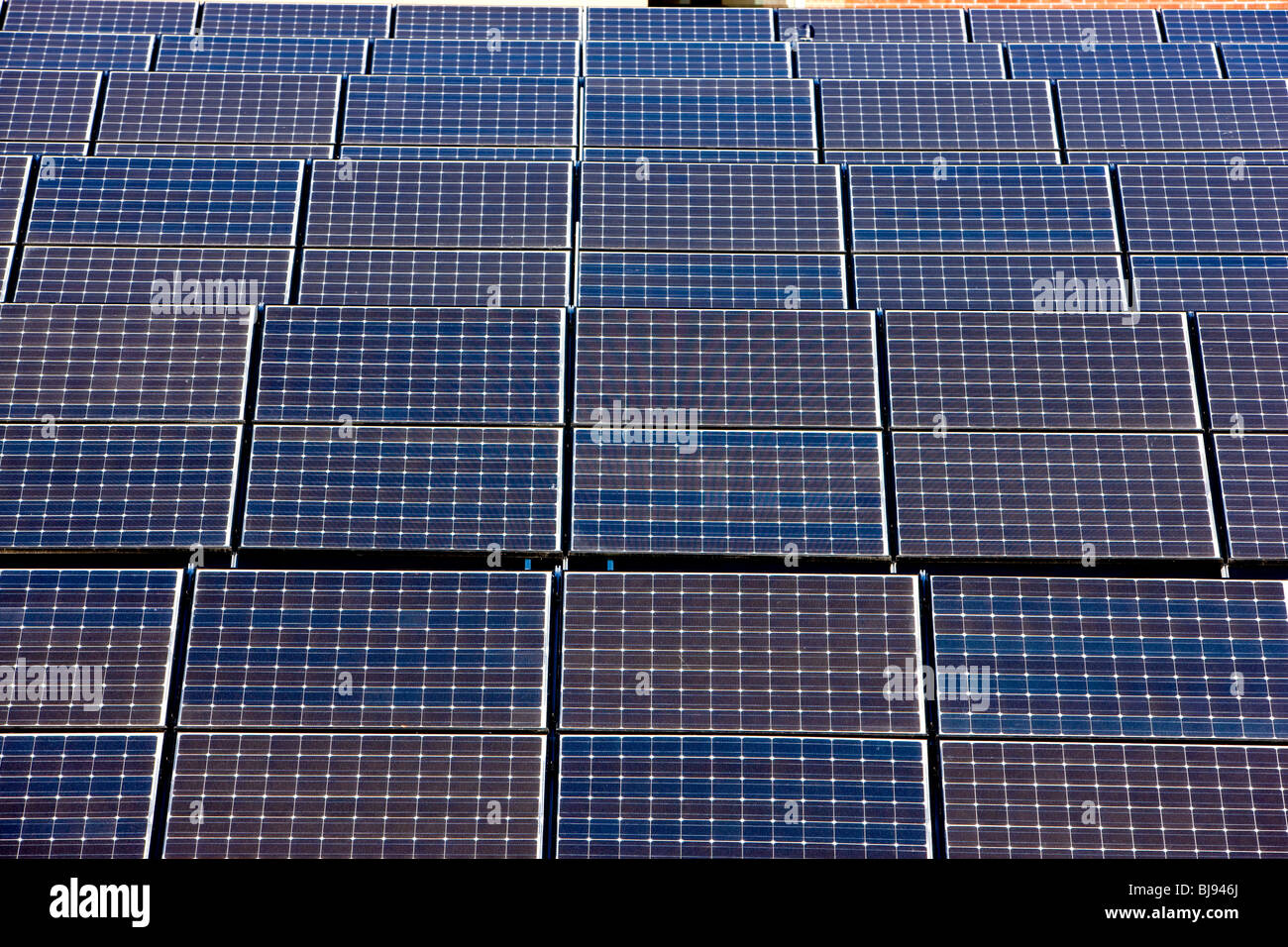 Les panneaux d'énergie solaire Banque D'Images
