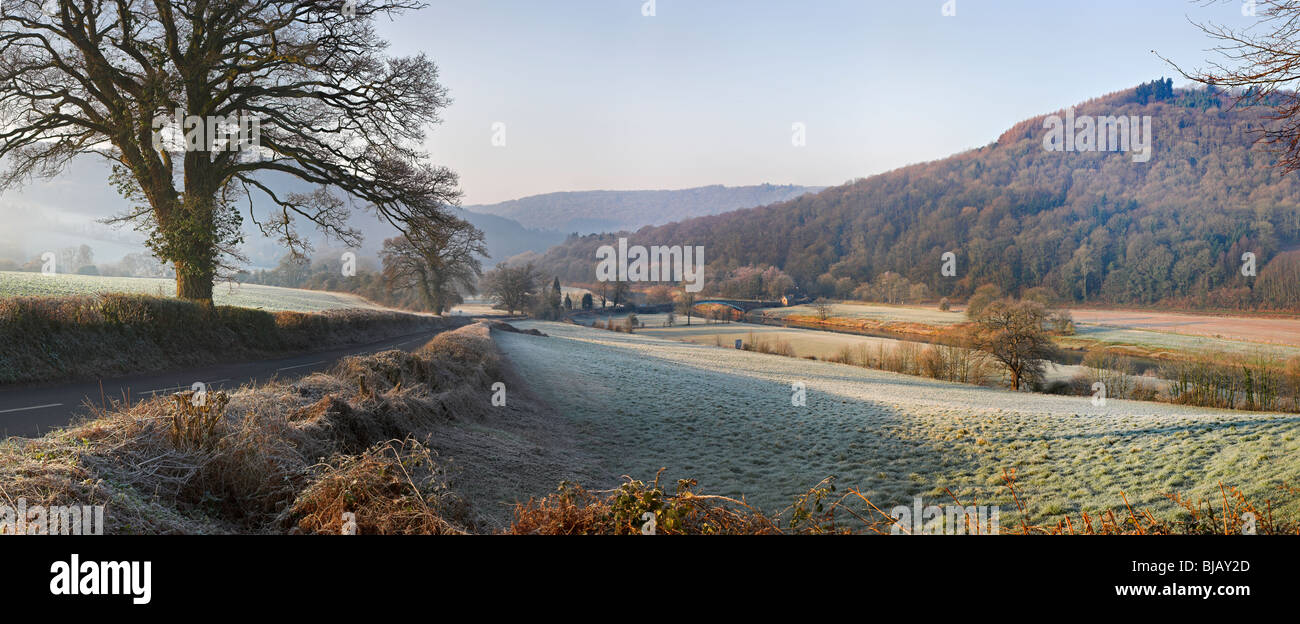 Image panoramique de Bigsweir bridge près de Monmouth dans la basse vallée de la Wye sur le Monmouthshire / Gloucestershire frontière. Banque D'Images