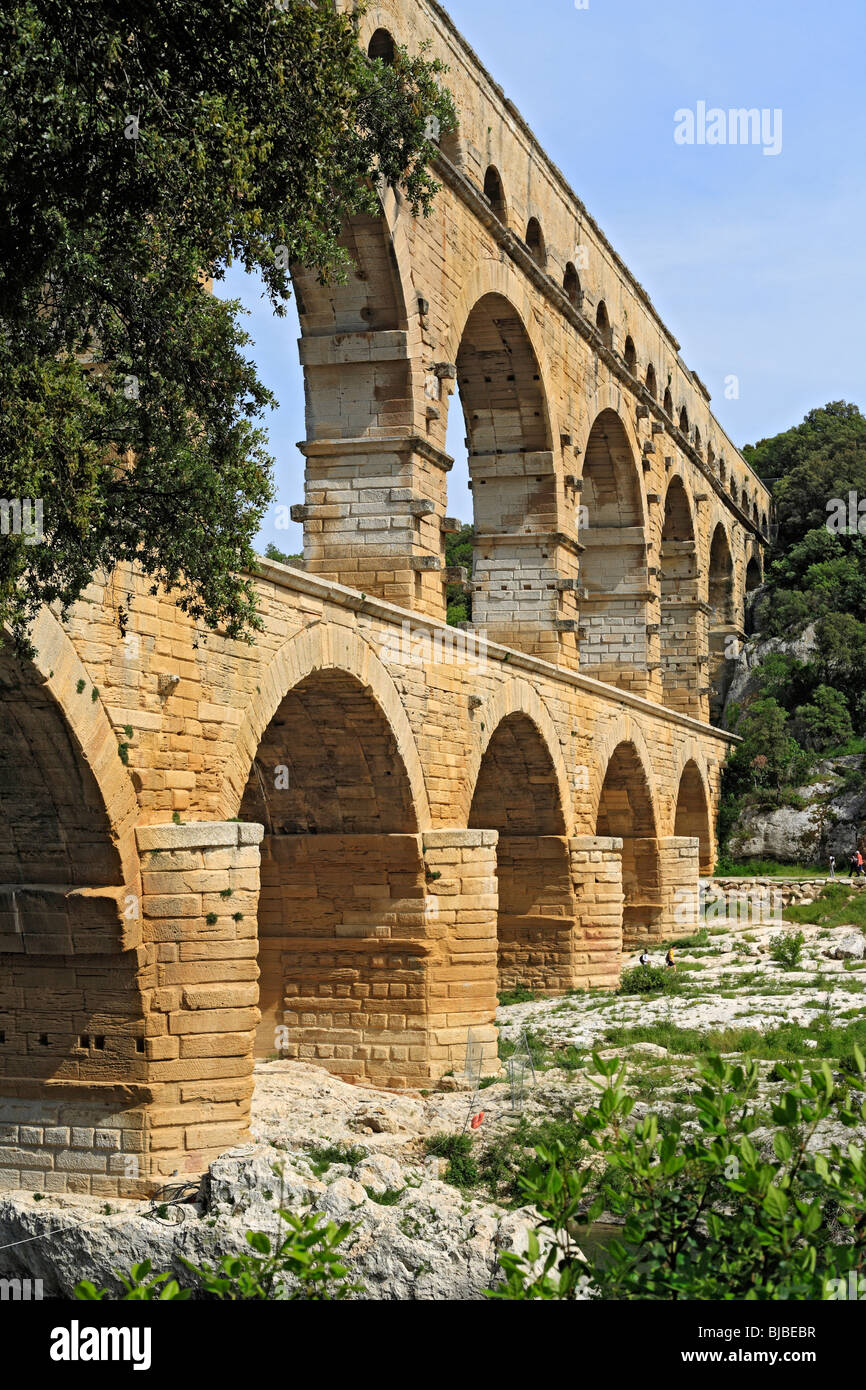 Pont du Gard, aqueduc romain (19 avant J.-C.), l'UNESCO World Heritage Site, Languedoc Roussillon, France Banque D'Images