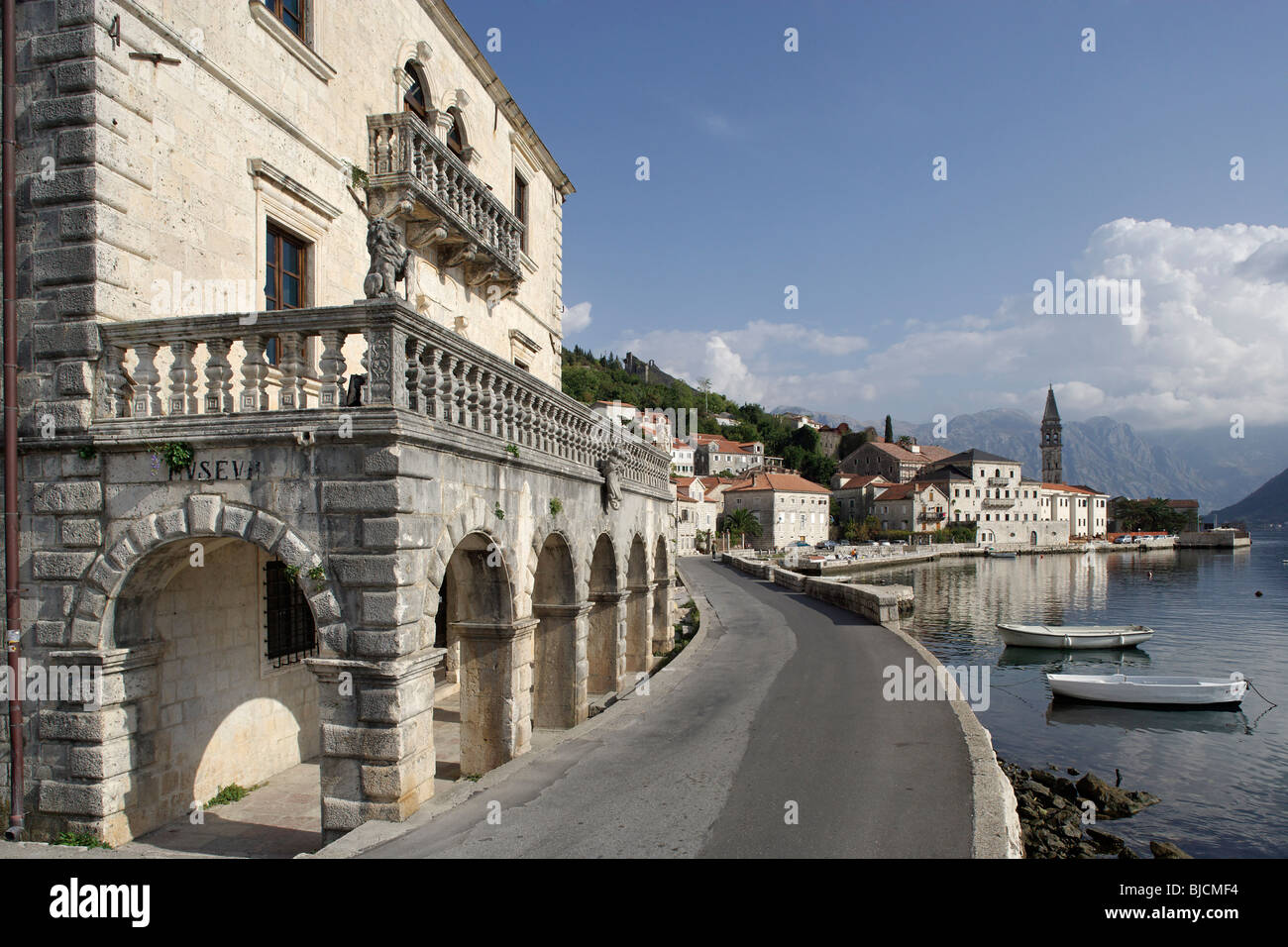 Perast, vieille ville, musée Maritime,1694,par Ivan et Marko Bujovic,Baie de Kotor, Monténégro Banque D'Images