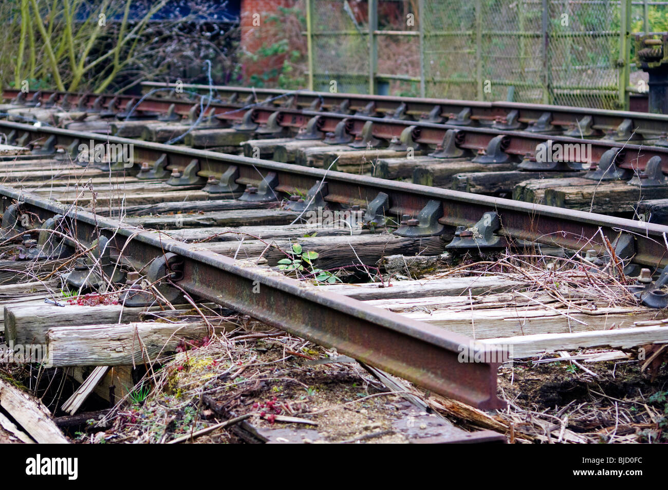 Une friche ferroviaire et les apparaux de pont sur le swing sur le chemin de fer du canal d'Oxford à Oxford UK Banque D'Images