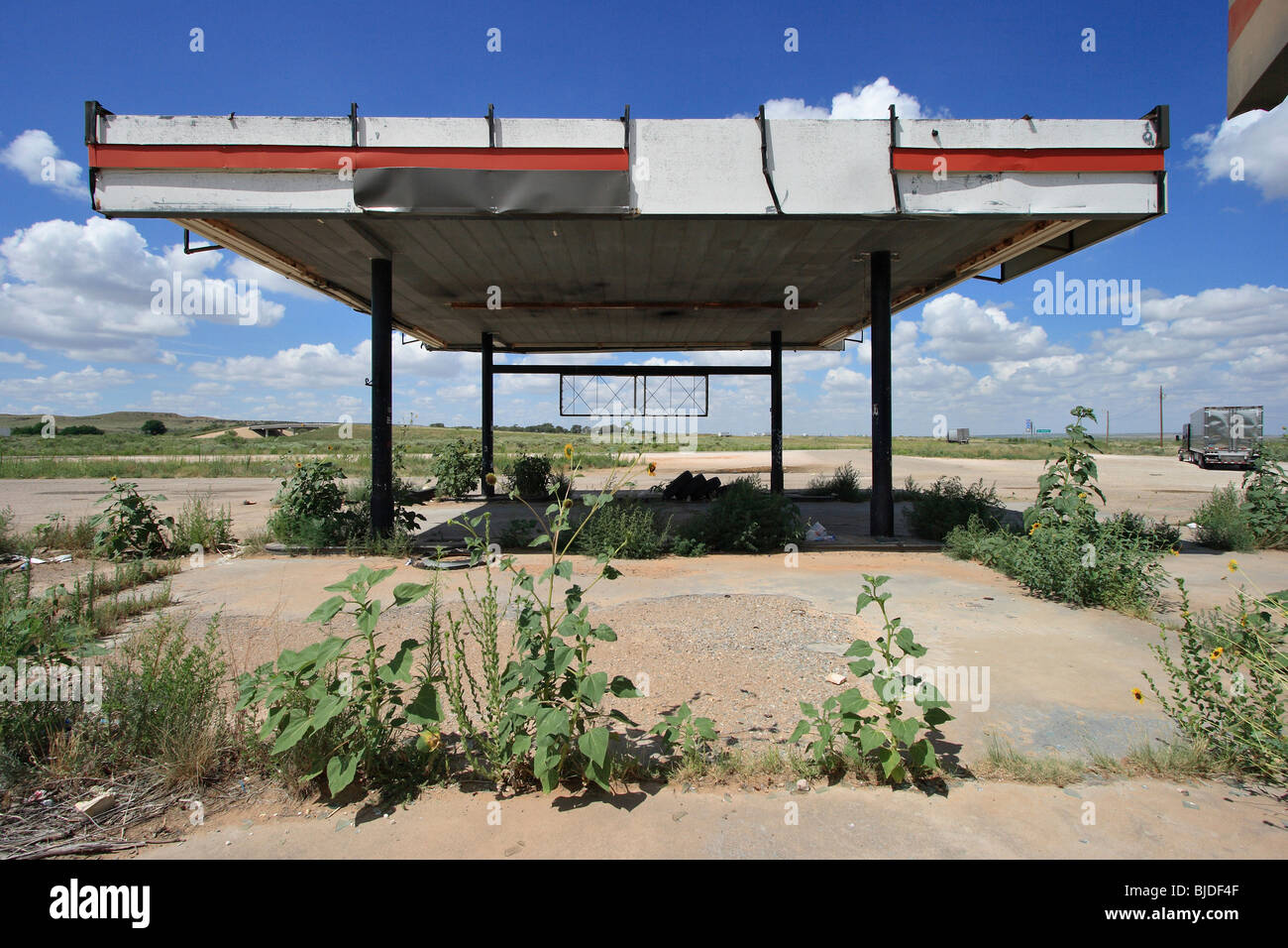 La station d'essence abandonnés à New Mexico, USA Banque D'Images