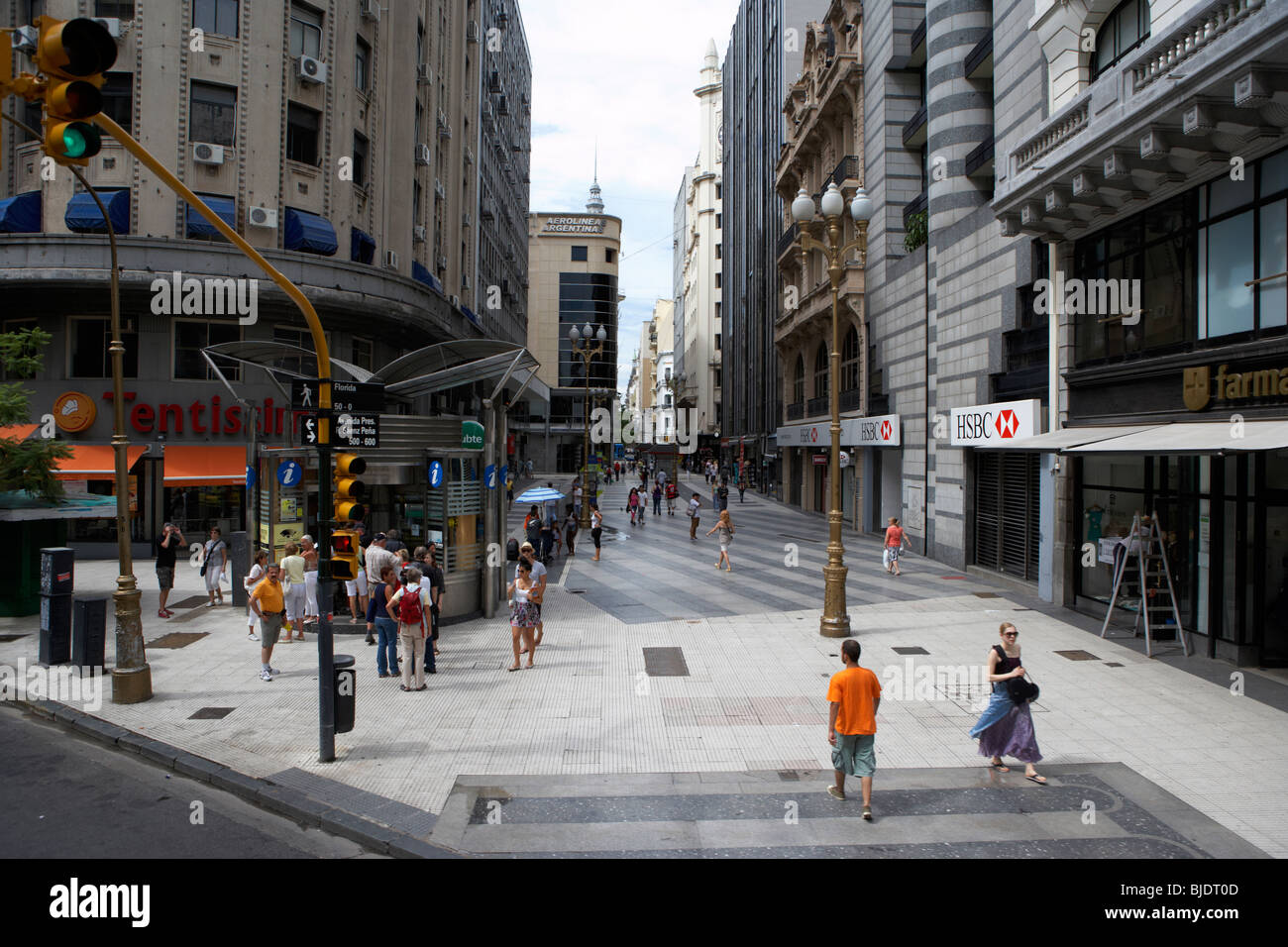 La Calle Florida, rue commerçante piétonne à Capital Federal Buenos Aires Argentine Amérique du Sud Banque D'Images