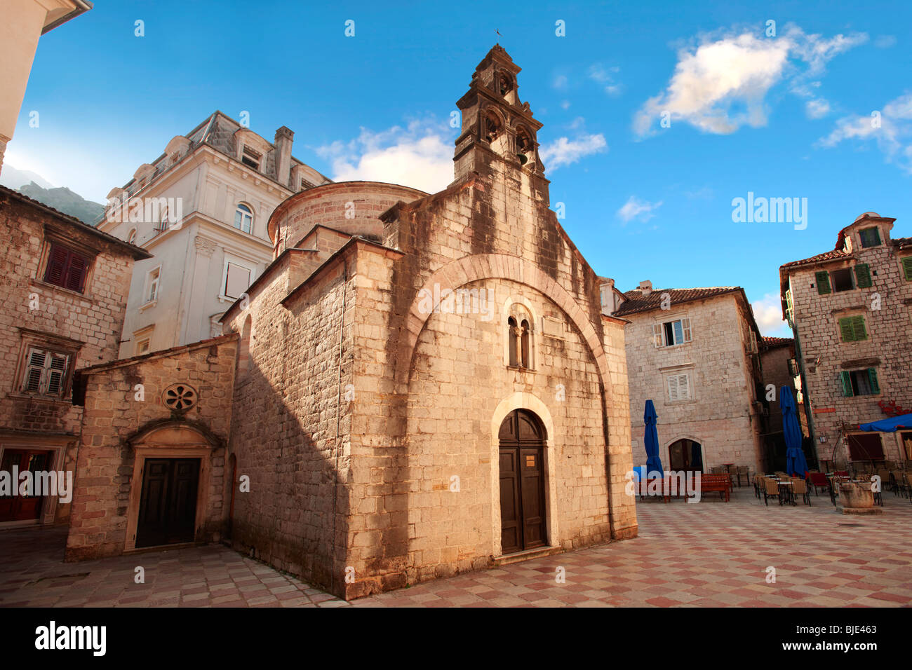 L'église Saint Luc, St Lukes Square, Kotor Monténégro Banque D'Images