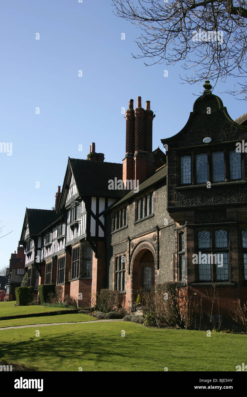 Village de Port Sunlight, Angleterre. vue de la William Owen conçu cottages sur port sunlight's park road. Banque D'Images