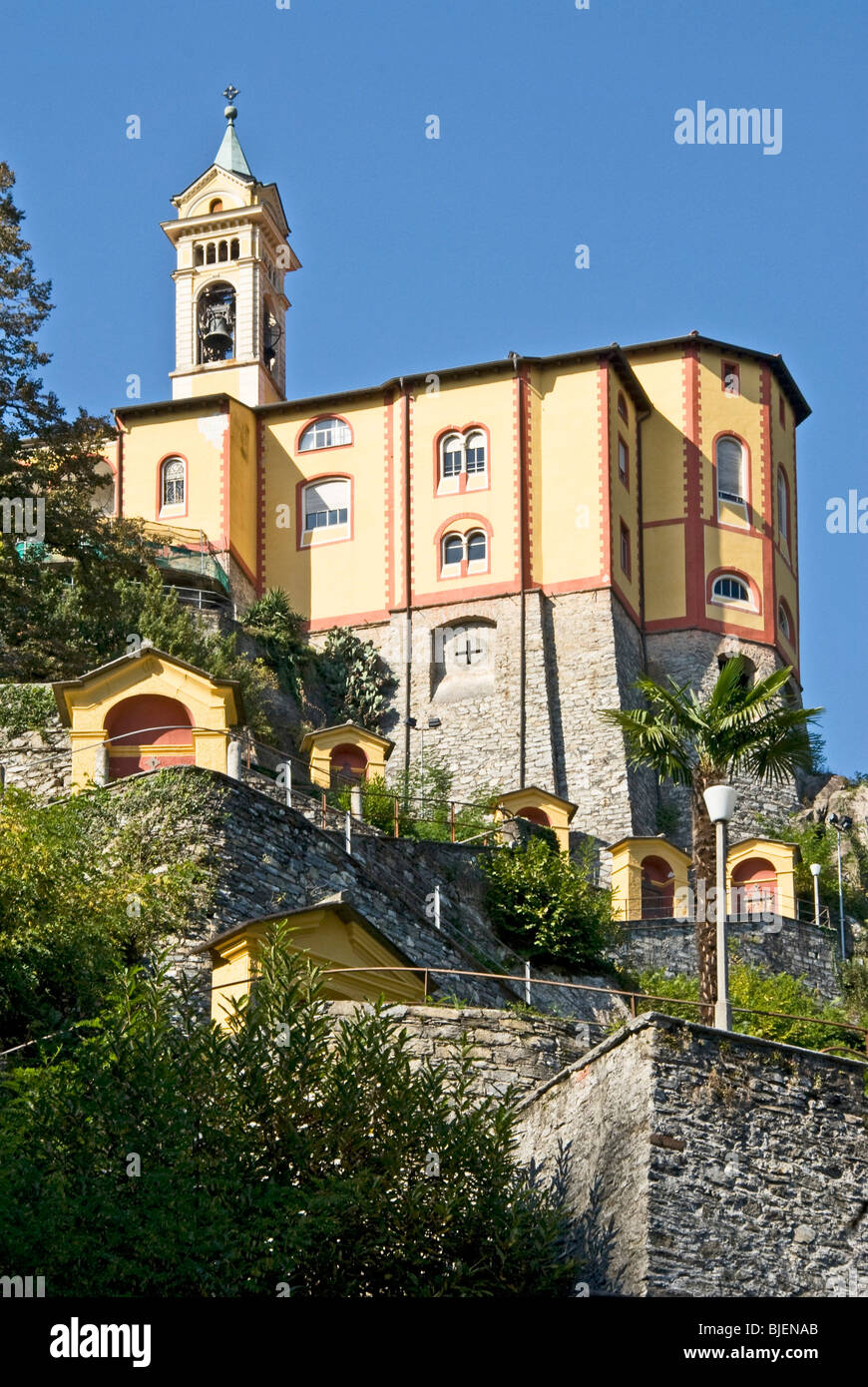 L'église de pèlerinage Madonna del Sasso, Locarno, Tessin, Suisse Banque D'Images