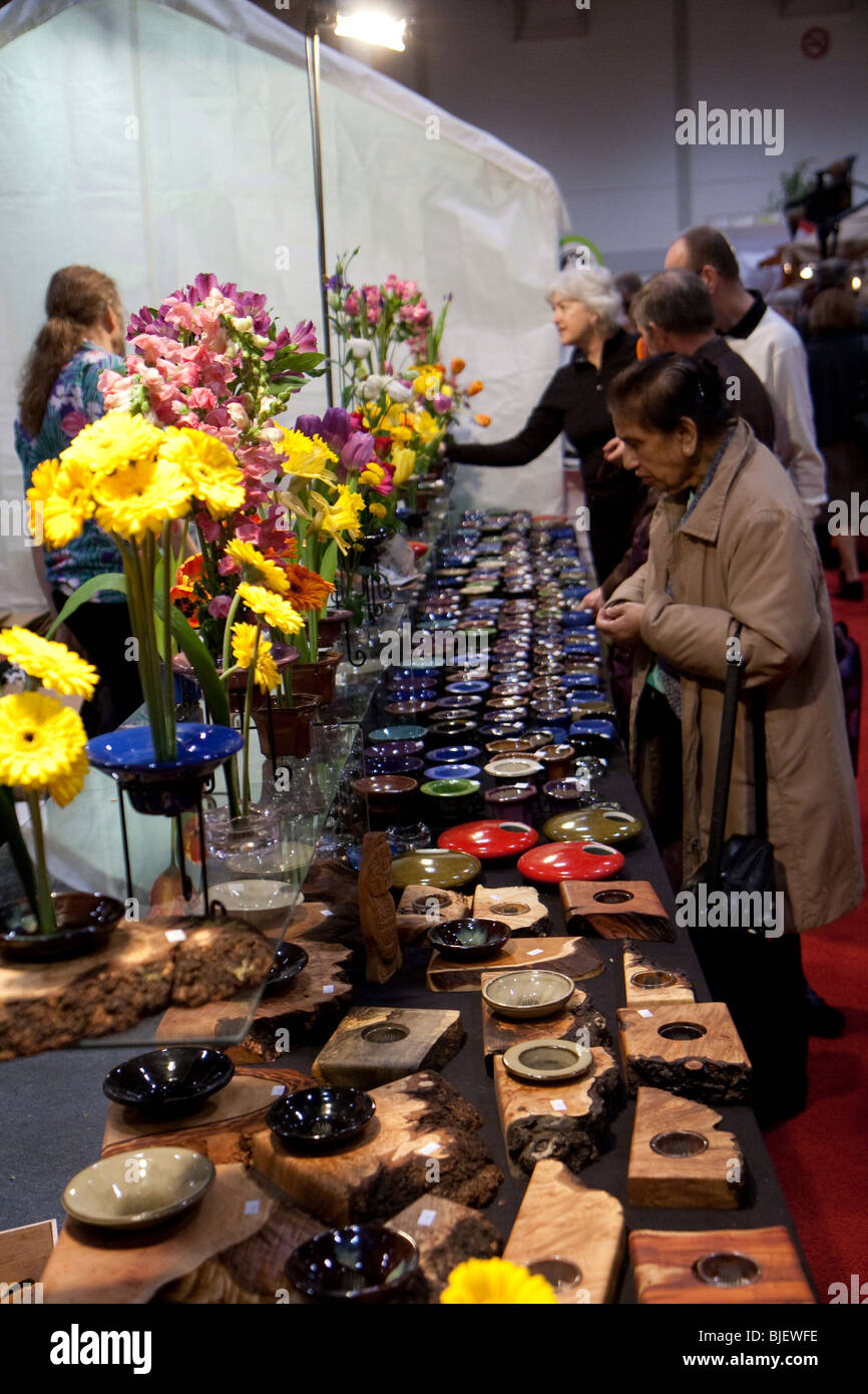 Canada événement bloom jardin de fleur jaune montrer shoppers Banque D'Images