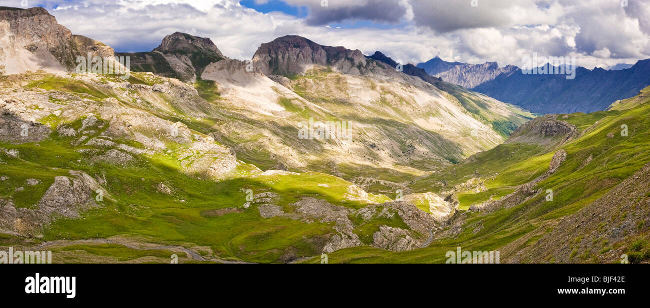 Le col de la Bonette - Route de la Bonette, dans les Alpes Maritimes, le Parc National du Mercantour, Alpes, France, Europe Banque D'Images