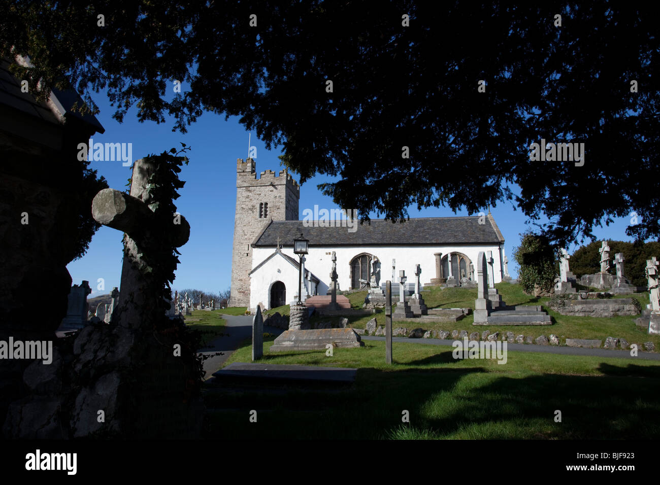 Le 13e siècle église St Gallois Trillo dans l'ancienne paroisse de Llandrillo-yn Rhos-datant de1254. Banque D'Images